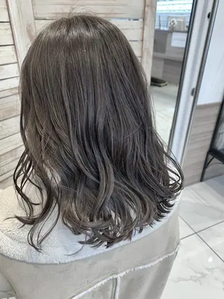 ミディアム カラー 島袋 ナオユキのヘアスタイル