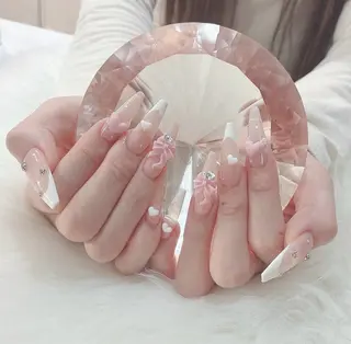 ネイル LoaChaton kaeのネイルデザイン