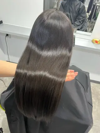 ロング ENVY(エンヴィ)所属・丁寧なカウンセリング 🌱ikumi🌱のヘアスタイル