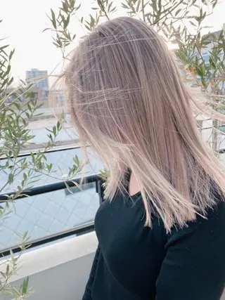 ミディアム Living所属・ヨシモトリョウ 髪質改善/美髪のヘアスタイル