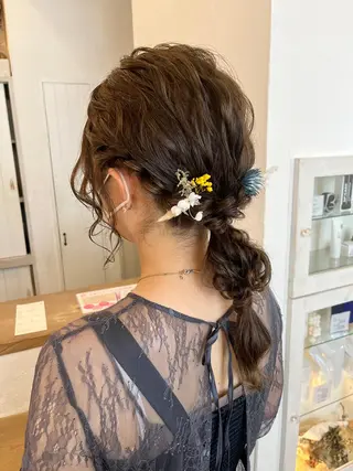 セミロング 伊藤ゆかり/髪質改善 /透明感カラーのヘアスタイル