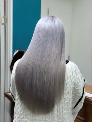 ロング カラー ウルフ/レイヤー /パーマ ナユタのヘアスタイル