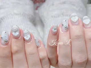 ネイル 芦辺 香奈のネイルデザイン