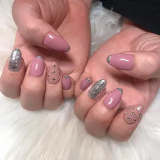 ネイル 西岡 杏のネイルデザイン