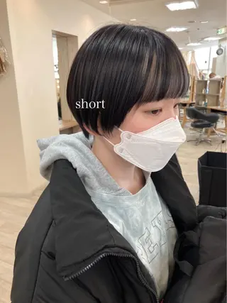 ショート カラー 初めてのショート お任せください✂️のヘアスタイル