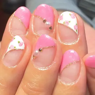 ネイル アクアライズ所属・アクア ライズのネイルデザイン