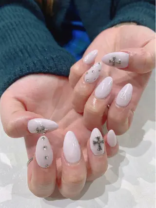 ミディアム Nail  R💫 naoのネイルデザイン