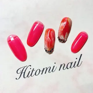 ネイル 大澤 瞳のネイルデザイン