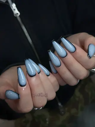 ネイル Dark Honey Susuのネイルデザイン