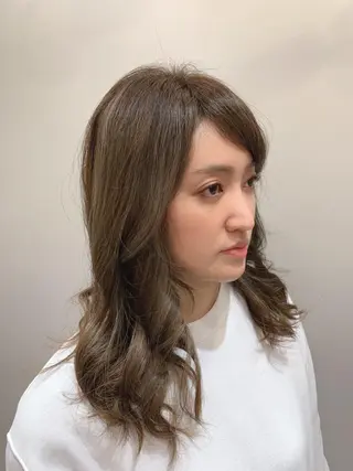 カラー 石井 潤のヘアスタイル