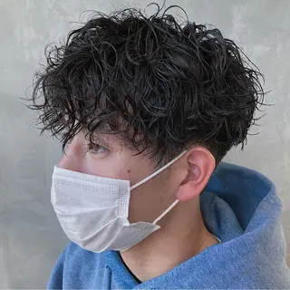 ショート パーマ メンズ fifth JINGUMAE所属・波巻きスパイラルパー マ/シャドウパーマ駿のヘアスタイル