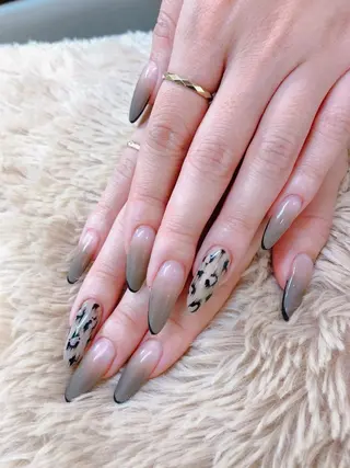 ネイル 石原 夕華のネイルデザイン