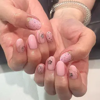 ネイル eyelash &nail SieG所属・Liora moeのネイルデザイン