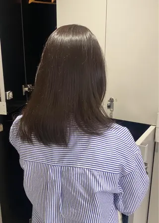 ミディアム カラー noa/ 渋谷のヘアスタイル