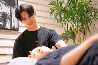 小顔矯正/姿勢矯正 美容整体師　野口杏太のエステ・リラクイメージ