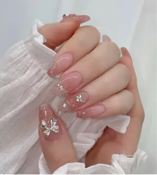 ネイル Lyna 池袋のネイルデザイン