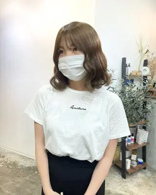 ミディアム カラー ヘアアレンジ キダアヤカ/ 梅田/ベージュカラーのヘアスタイル