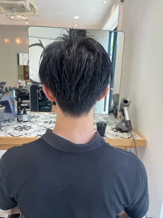 ショート メンズ ナミ🩶暗髪/暖色 ❤️/透明感/縮毛のヘアスタイル