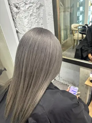 セミロング カラー ハイトーン/ダブル カラー/akihoのヘアスタイル