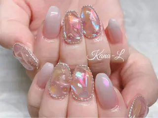 ネイル 芦辺 香奈のネイルデザイン
