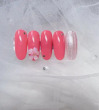 ネイル 高島 夏海のネイルデザイン