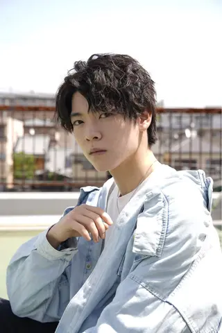 パーマ メンズ ボブ・暖色カラー🌟 渡辺瑚十音のヘアスタイル