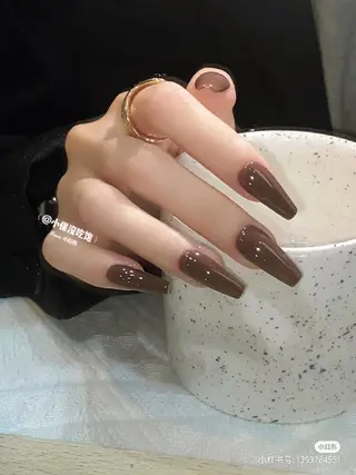 ネイル Theone栄店 伊藤のネイルデザイン