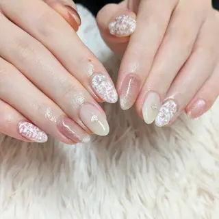 ネイル 會田 瑠衣のネイルデザイン