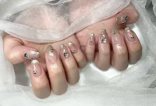 ネイル Roi〈ロワ〉 Minakoのネイルデザイン