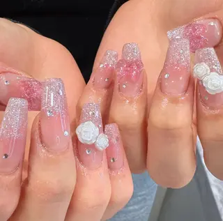 ネイル Chisa Nail Studio所属・チ サのネイルデザイン