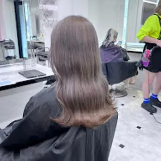 カラー official TUNE銀座🪞🪽のヘアスタイル