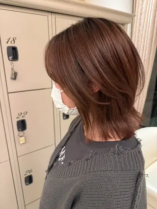 ミディアム 鈴木 杏那のヘアスタイル