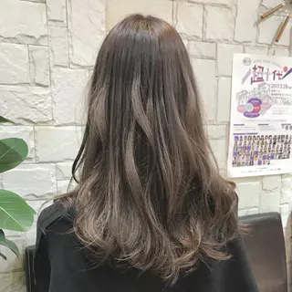 セミロング 髪質改善 艶髪🔵ﾌｾﾅｵﾔのヘアスタイル