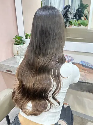 ロング パーマ コテ巻き/パーマ/艶 透明感/荻原凜太郎のヘアスタイル