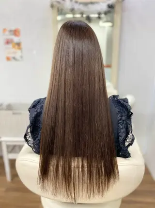 ロング GLOSS 心斎橋 山上のヘアスタイル