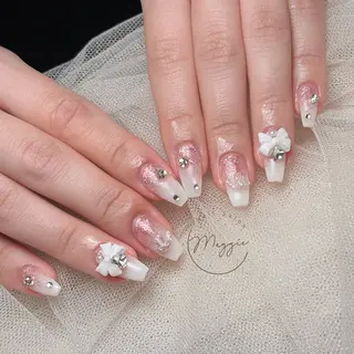 ネイル Maggie Nail🦩のネイルデザイン