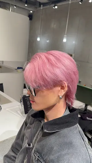 ショート カラー メンズ MONIQA所属・🐲RYUKI メンズブリーチのヘアスタイル