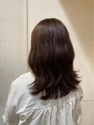 セミロング カラー organic  mind所属・松本 菜花のヘアスタイル