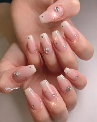 ネイル JINI NAIL所属・ジニ ネイルのネイルデザイン