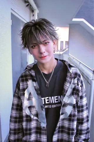 ショート パーマ メンズ 谷口 悠生のヘアスタイル