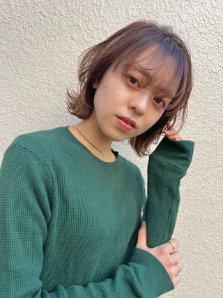 ショート カラー KANA/ボブ/ インナーカラー/艶髪のヘアスタイル