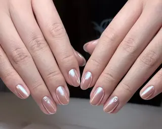 ネイル 高木 維麗絲のネイルデザイン