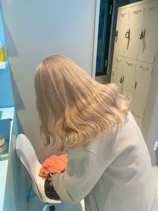 セミロング カラー ヘアアレンジ 韓国レイヤー&ピンク 艶髪🩶maikoのヘアスタイル