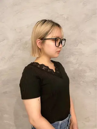 ミディアム LENORA所属・イズミ ナナコのヘアスタイル