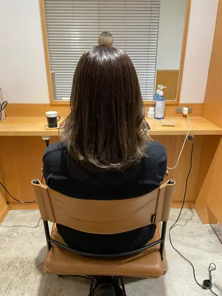 セミロング カラー 《髪質改善✖️オリー ブ🧸》小嶋拓也のヘアスタイル