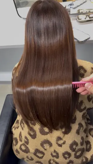 ロング lafit YURITOのヘアスタイル