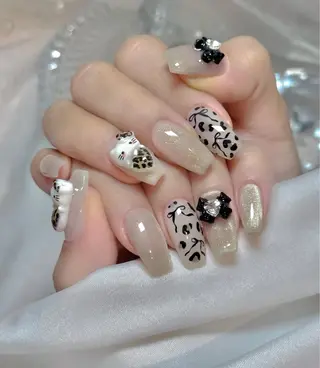 ネイル Lina nail所属・Luna 池袋のネイルデザイン