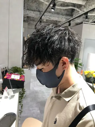 ショート カラー パーマ メンズ kiitos所属・関西センターパート メンズモデル募集のヘアスタイル