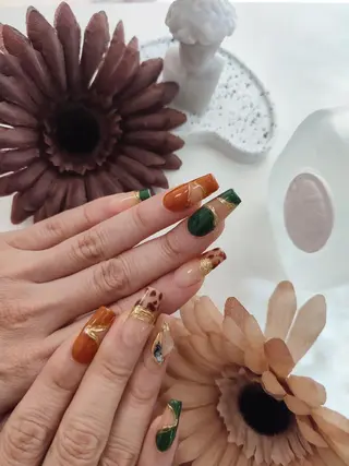 ネイル RUNWAY 　　の眉毛・アイブロウイメージ