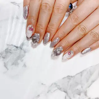 ロング カラー ネイル Q Free nailsのネイルデザイン